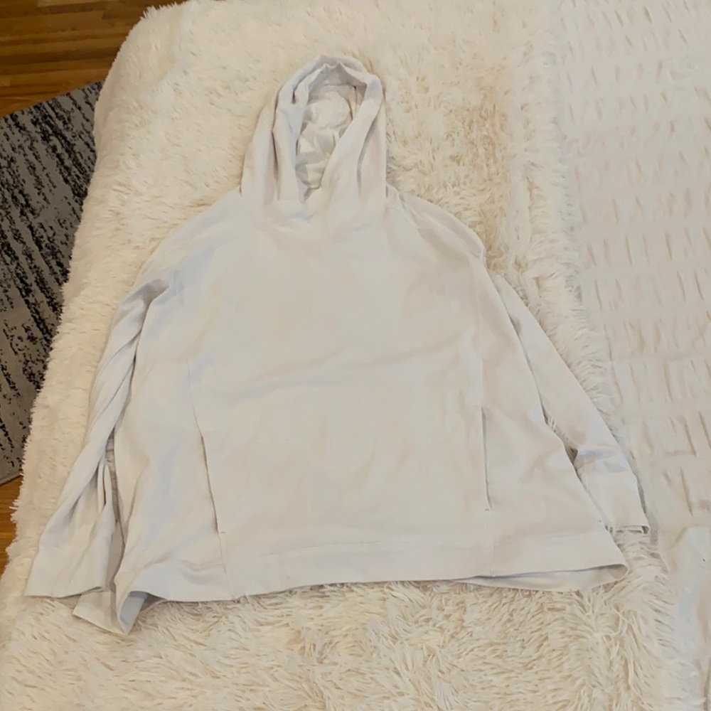 Lululemon Light Weight Pullover